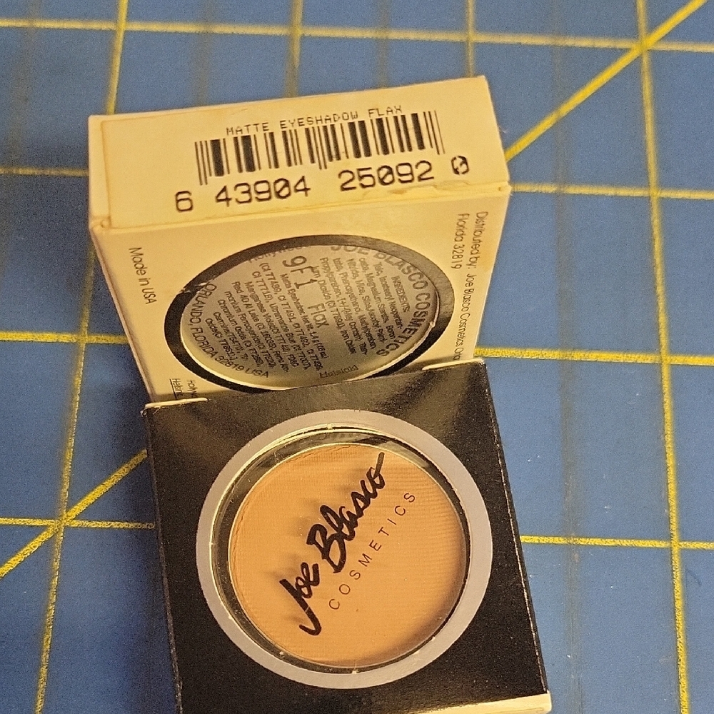 Joe Blasco Flax Matte Eyeshadow New in Box
